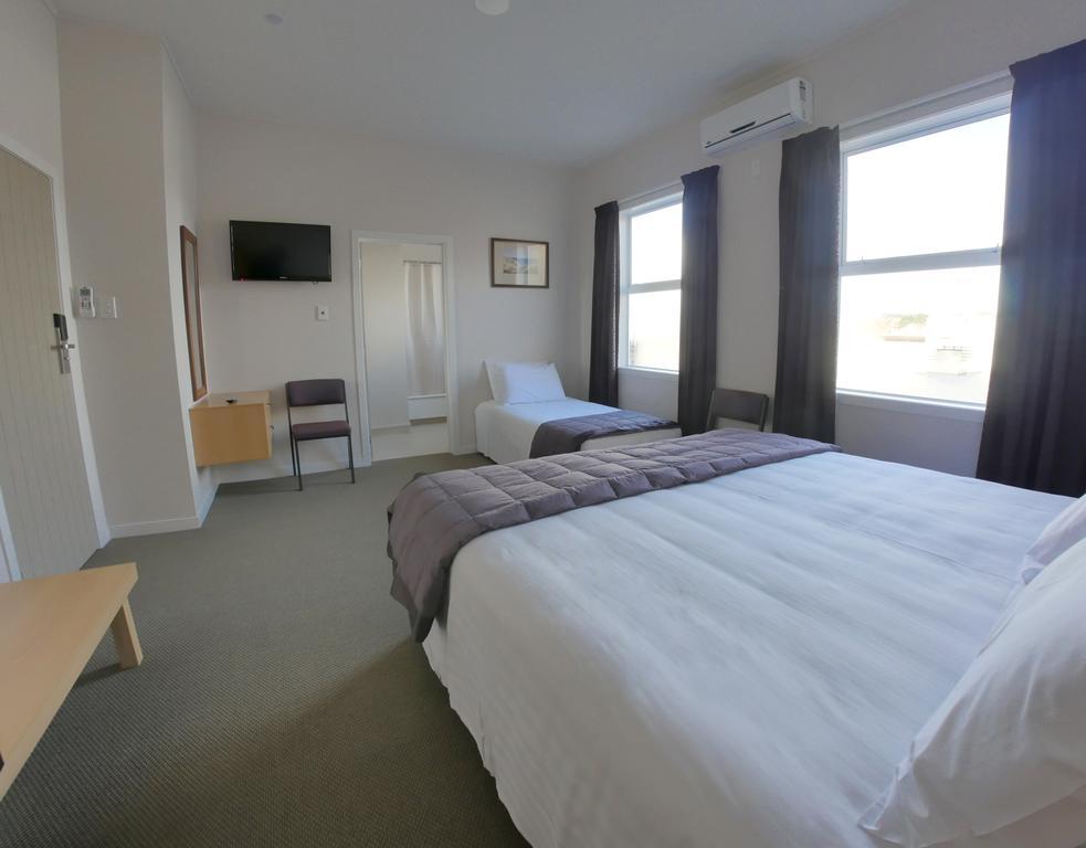 Masonic Hotel Waitara Rum bild